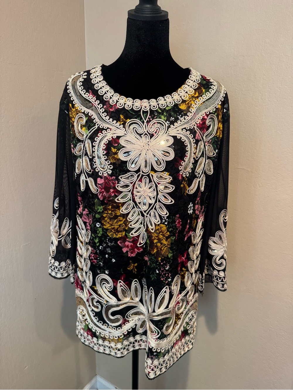 Boho-Chic Aesthetic Black Floral Mesh Tunic with White Lace Applique & Sequins